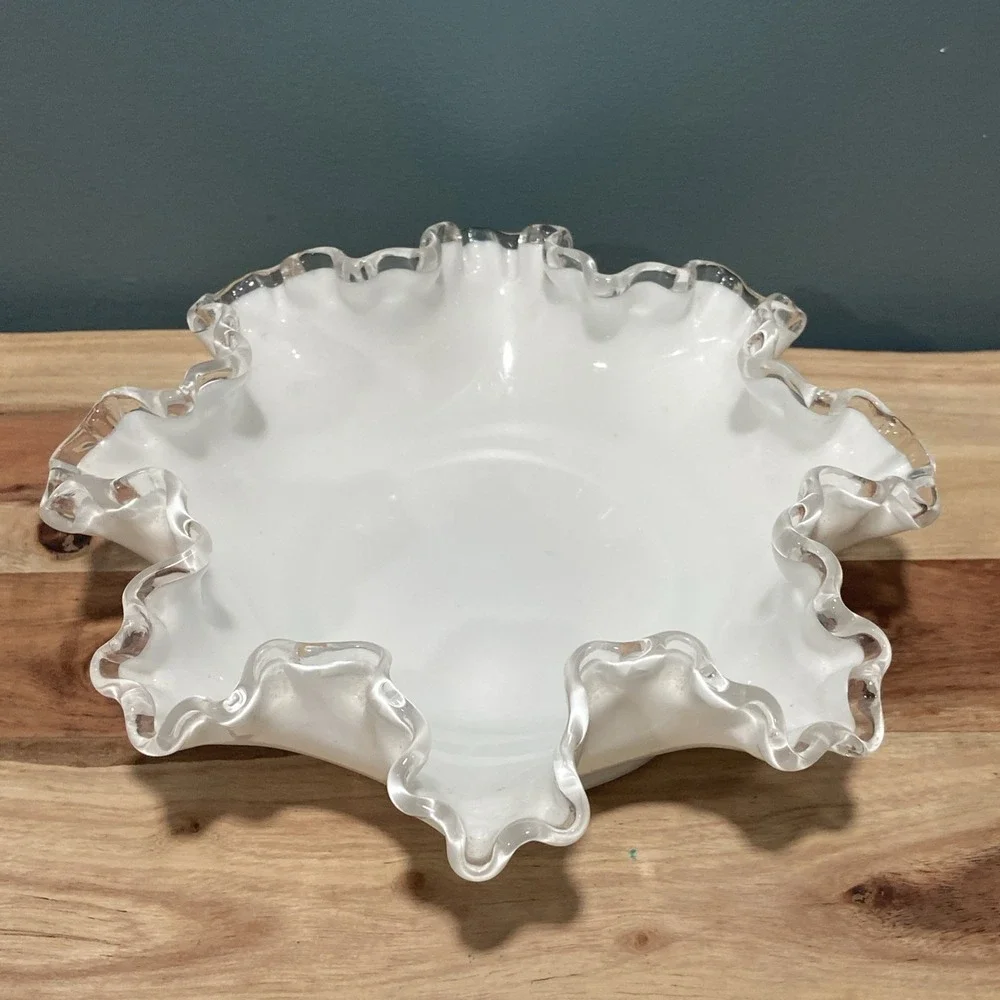 Vintage Fenton Silver Crest White Milk Glass Ruffled Edge Bowl Candy Dish 8